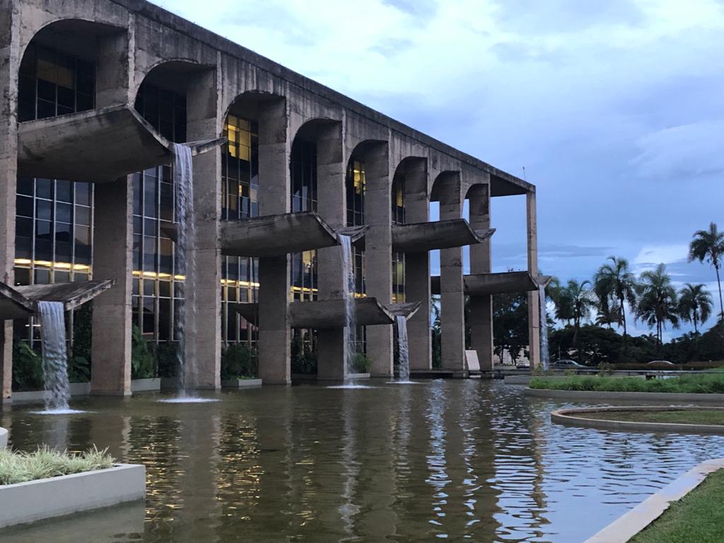 Leia mais sobre o artigo CNPCP expede resolução priorizando vacinas aos profissionais e detentos do Sistema Prisional